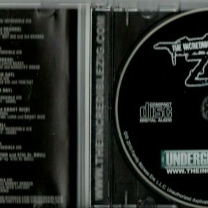 The Incredible Zig underground Icon KCMO inlay & CD.jpg