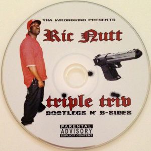 triple-triv-bootlegs-n-b-sides-600-594-2.jpg